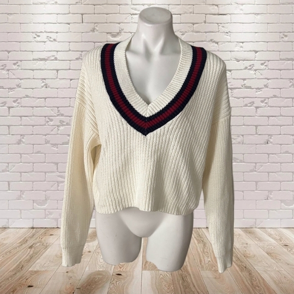 Fashion NOVA Varsity Blues Sweater Medium - Picture 3 of 7